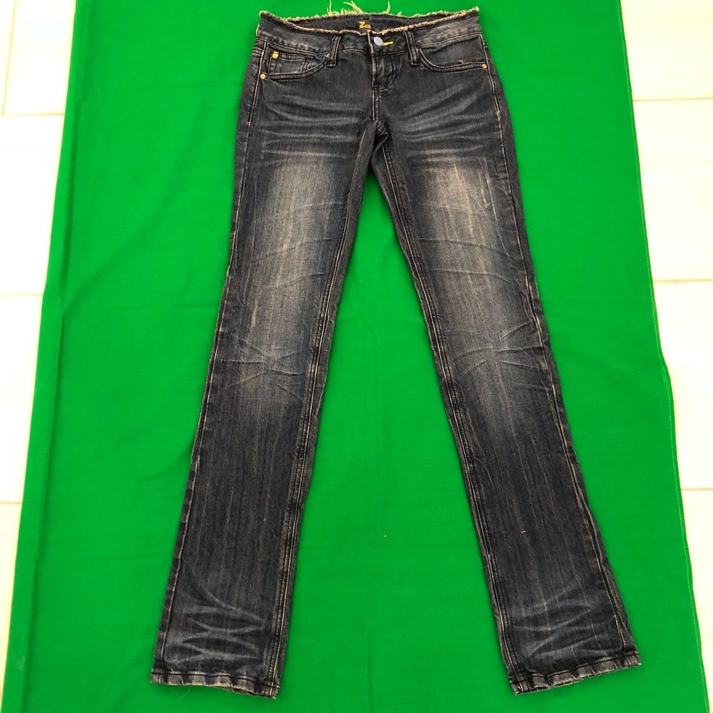 J Co Jeans super cute distressed